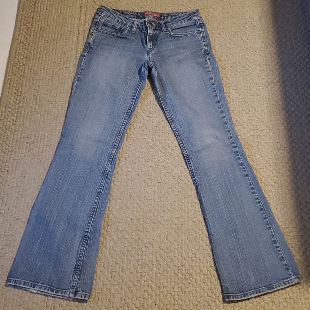 Woman's Jeans